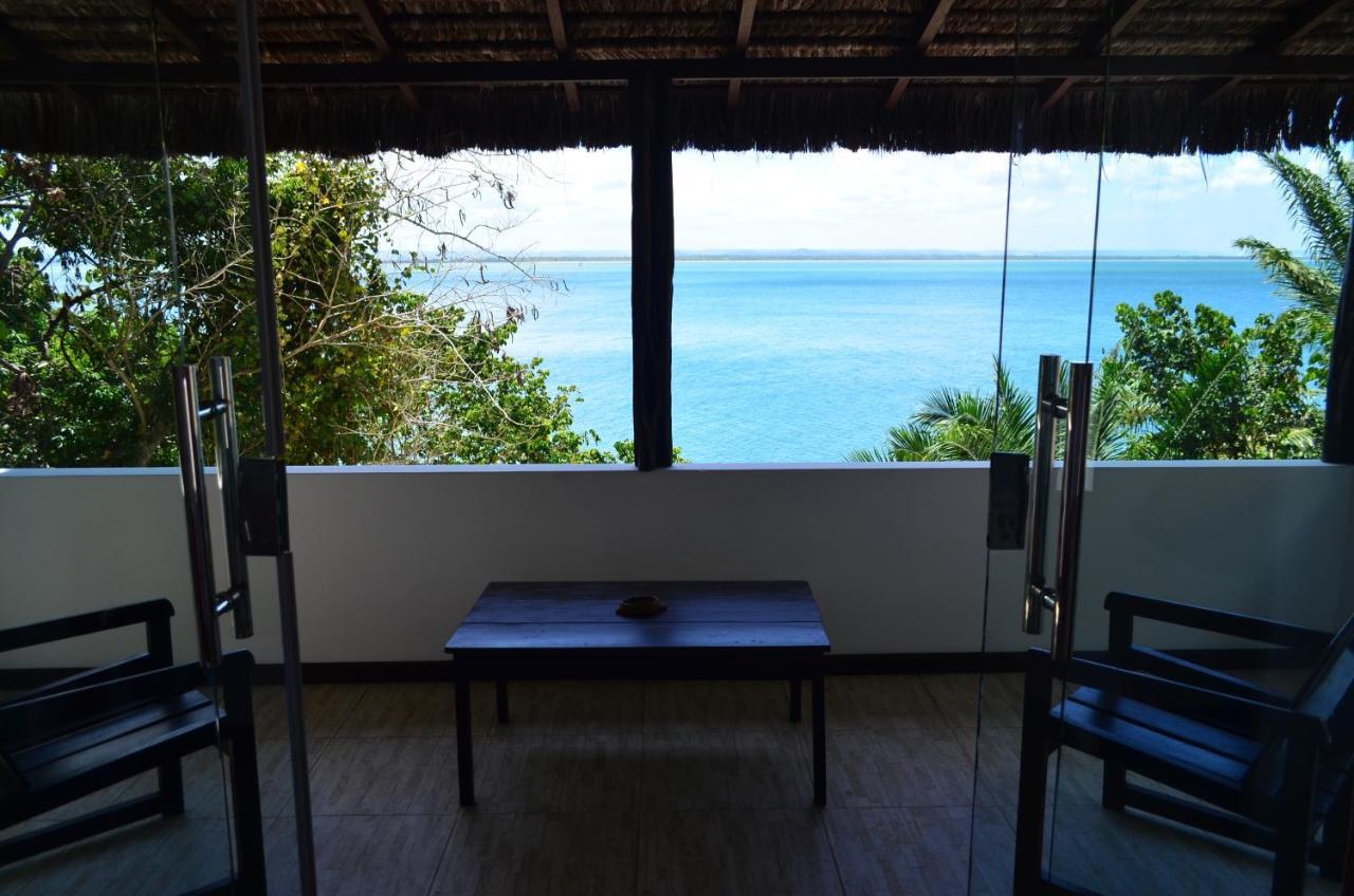 Quarto Triplo Deluxe com Vista do Mar